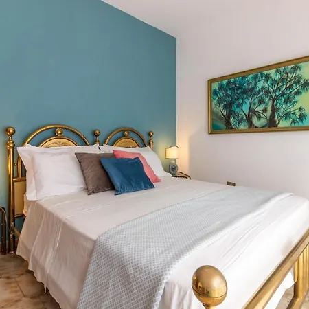 Scariceddu Couette-café 4*